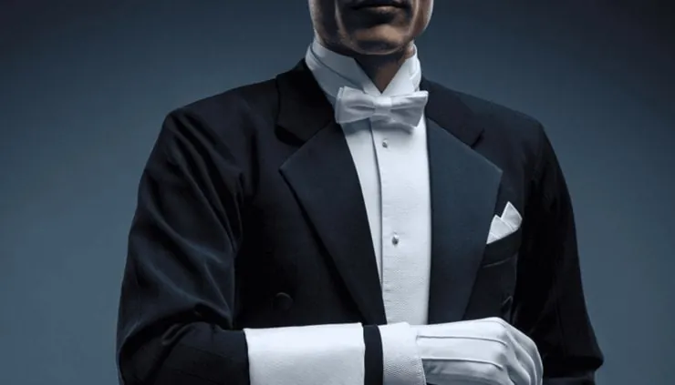 Gio Cavali Concierge butler in white gloves, concierge services in London